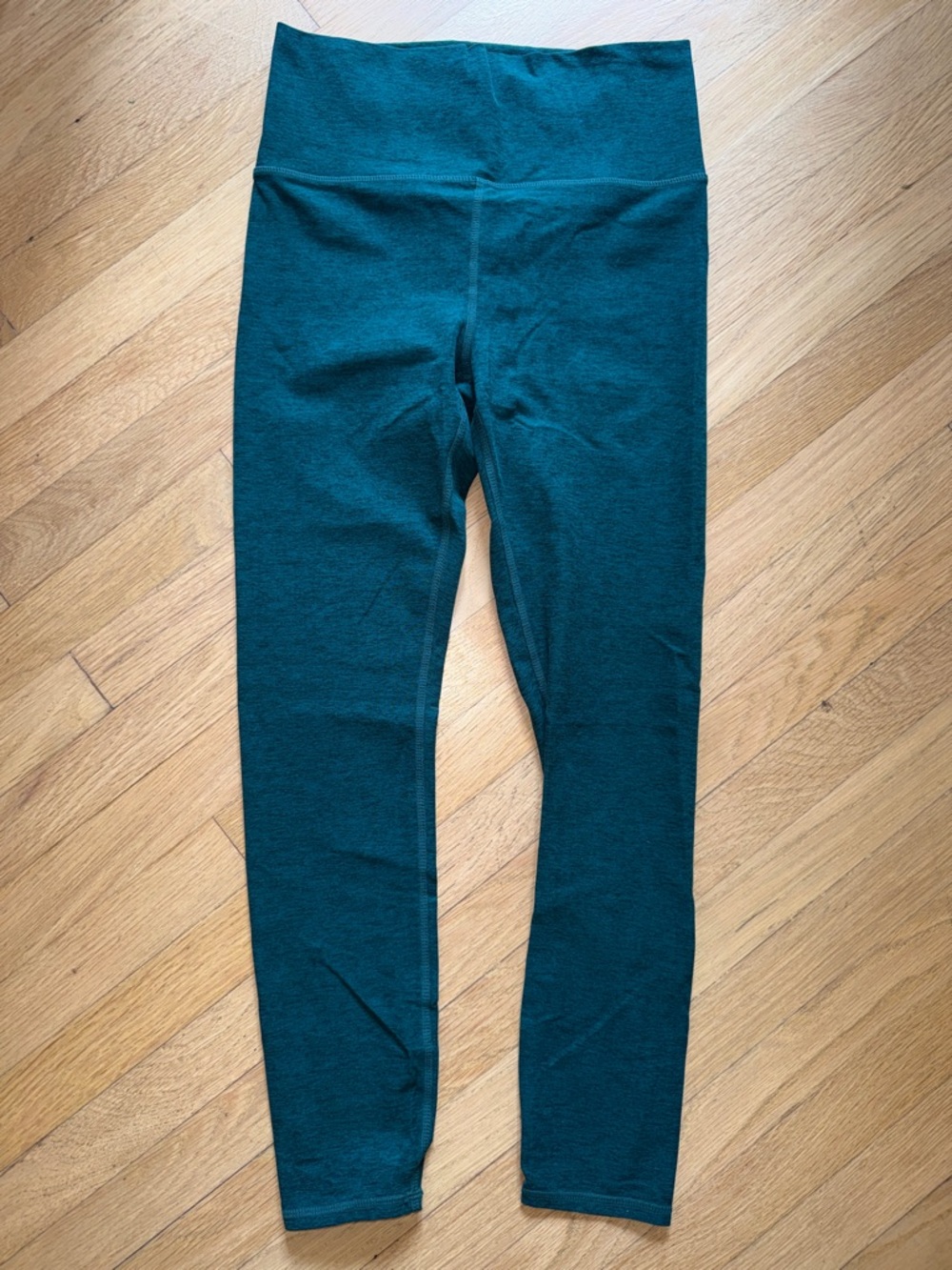 Vuori High-Waist Leggings in Teal